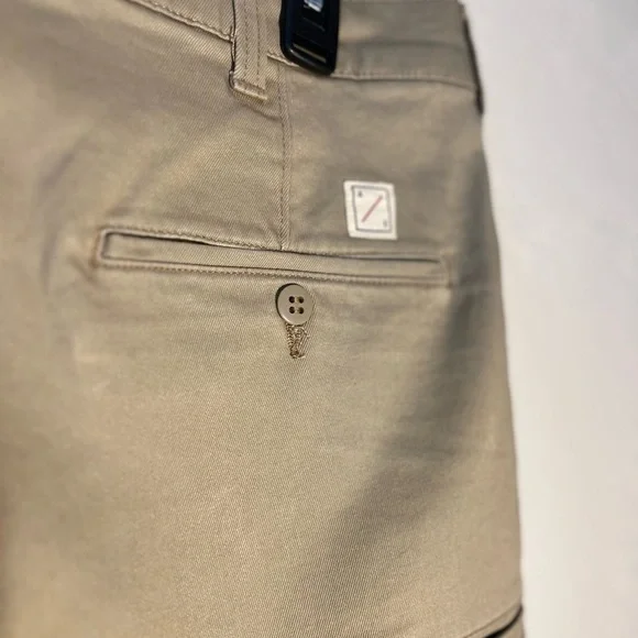American Eagle Chino Shorts Men’s Size 33 Beige Tan Khaki Cotton Slim Fit NWT - Picture 4 of 7